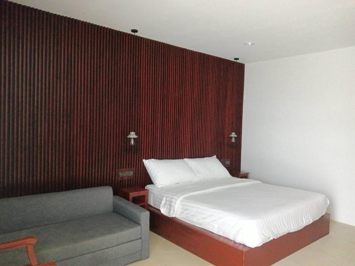 Beach House By Rose Massage Nai Thon Beach Exterior photo